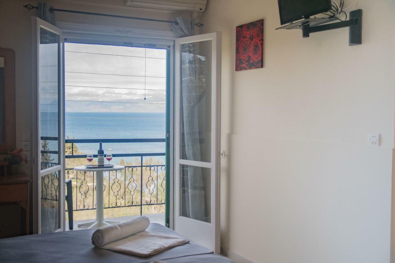 Pension Elena Agios Nikolaos  Buitenkant foto